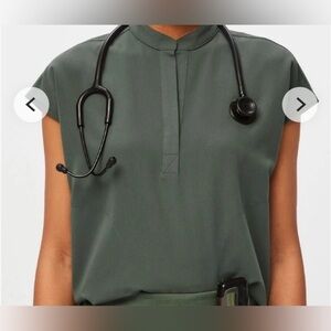 Women's XS FIGS scrub top